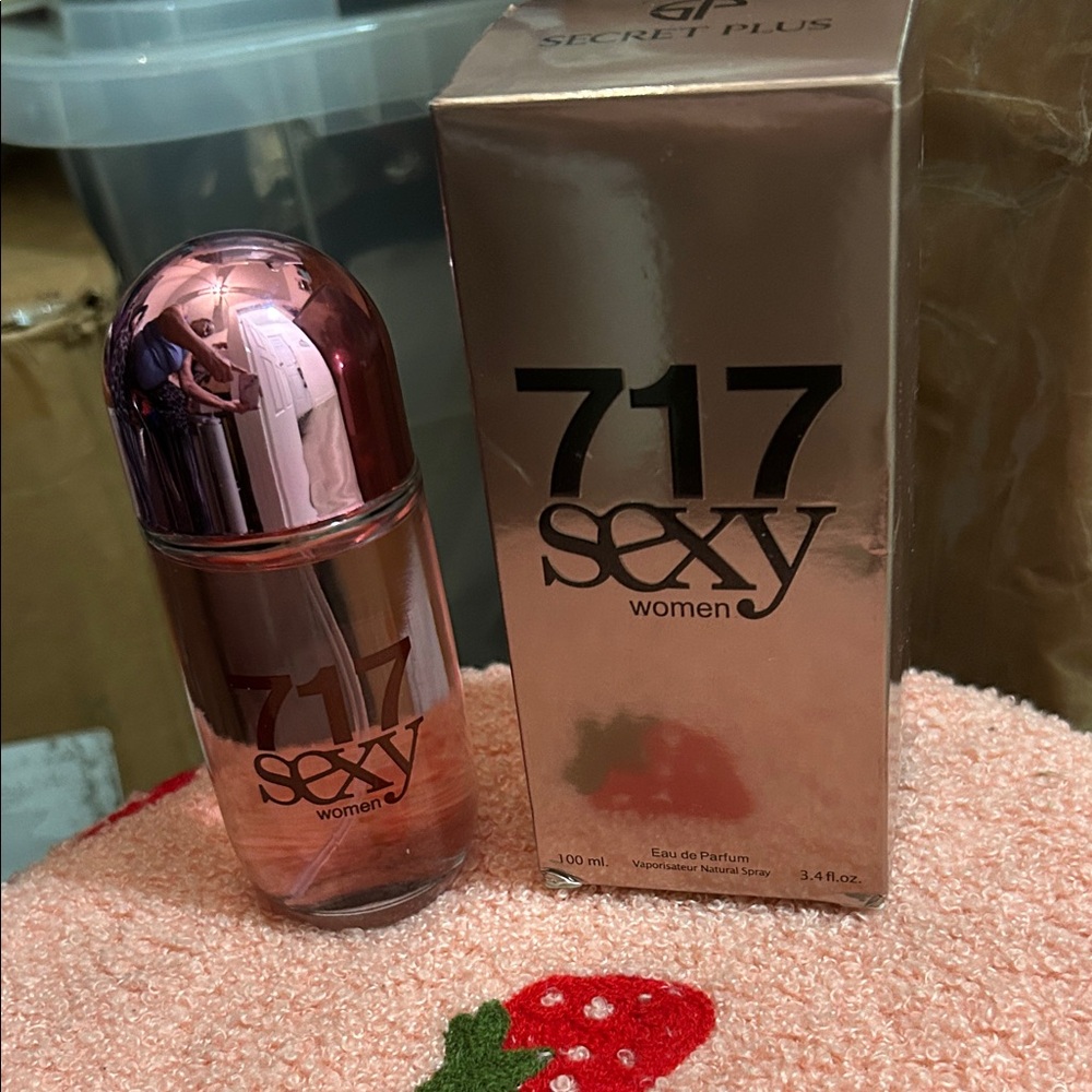717 Sexy Women Perfume - Pink